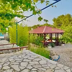 Last Chance, Brac Apartament Povlja (Brac)