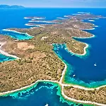 Apartament Last Chance, Brac *